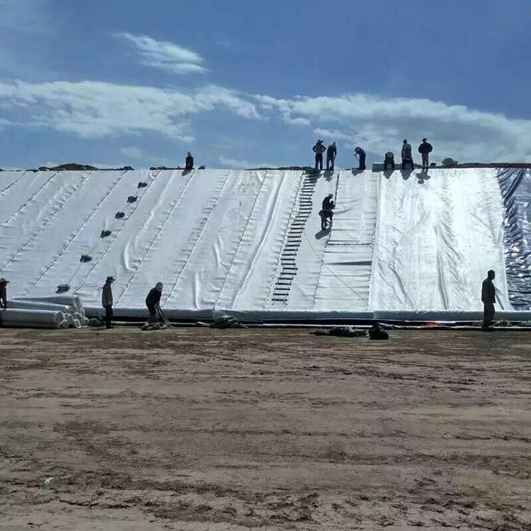 復合土工防滲膜